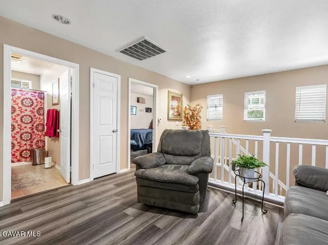 $3,000 | 2562 Kenwood Court, Palmdale, CA 93550