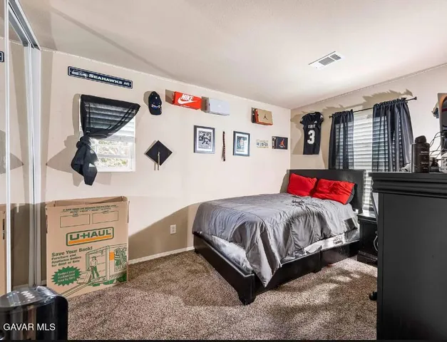 $3,000 | 2562 Kenwood Court, Palmdale, CA 93550