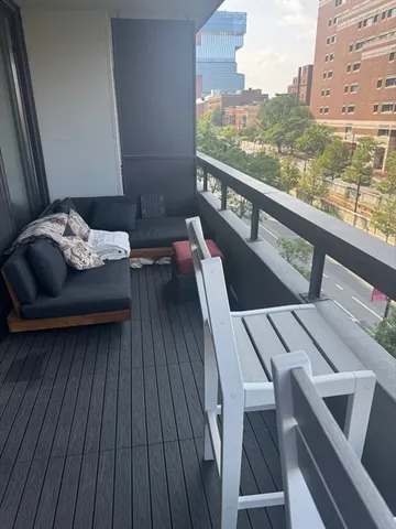 $4,000 | 566 Comm Avenue, Unit 5FURNISHED, Boston, MA 02215