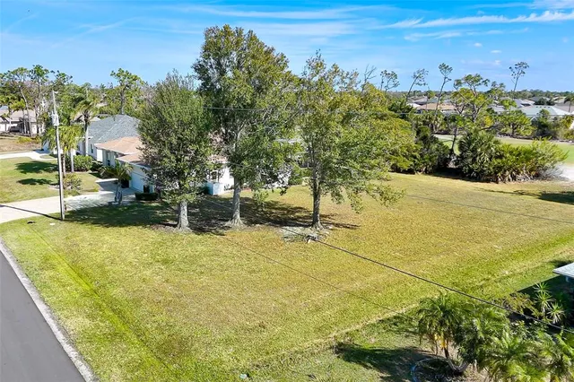 $50,000 | 70 Pinehurst Place, Rotonda West, FL 33947