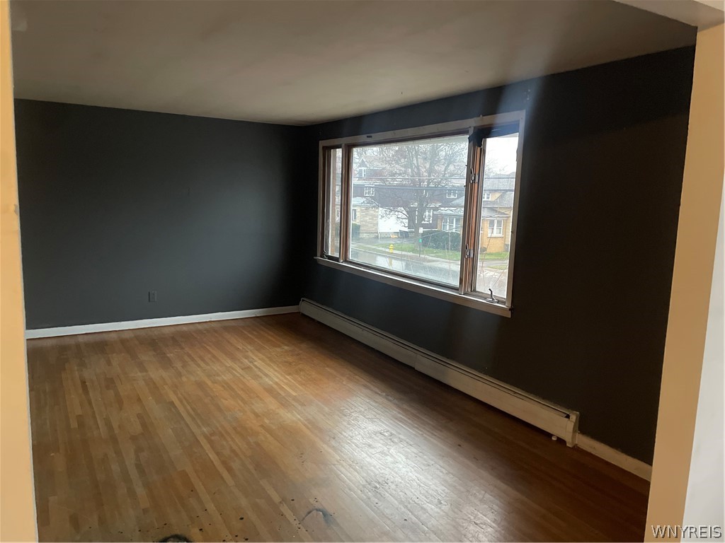 1380 Harlem Road Cheektowaga, NY 14206 - Photo 19 of 49 Upper Unit Living Room
