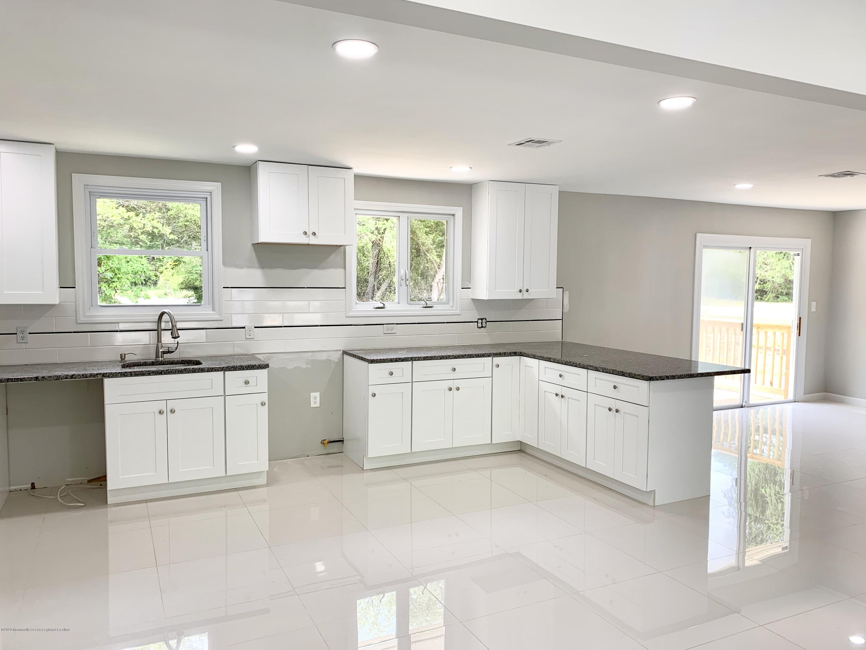 540 Jackson Mills Road Jackson, NJ 08527 - Photo 8 of 21 Kitchen