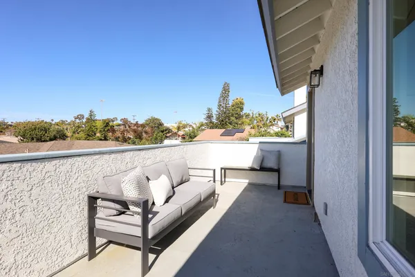 $2,950,000 | 658 Santa Fe Drive, Encinitas, CA 92024