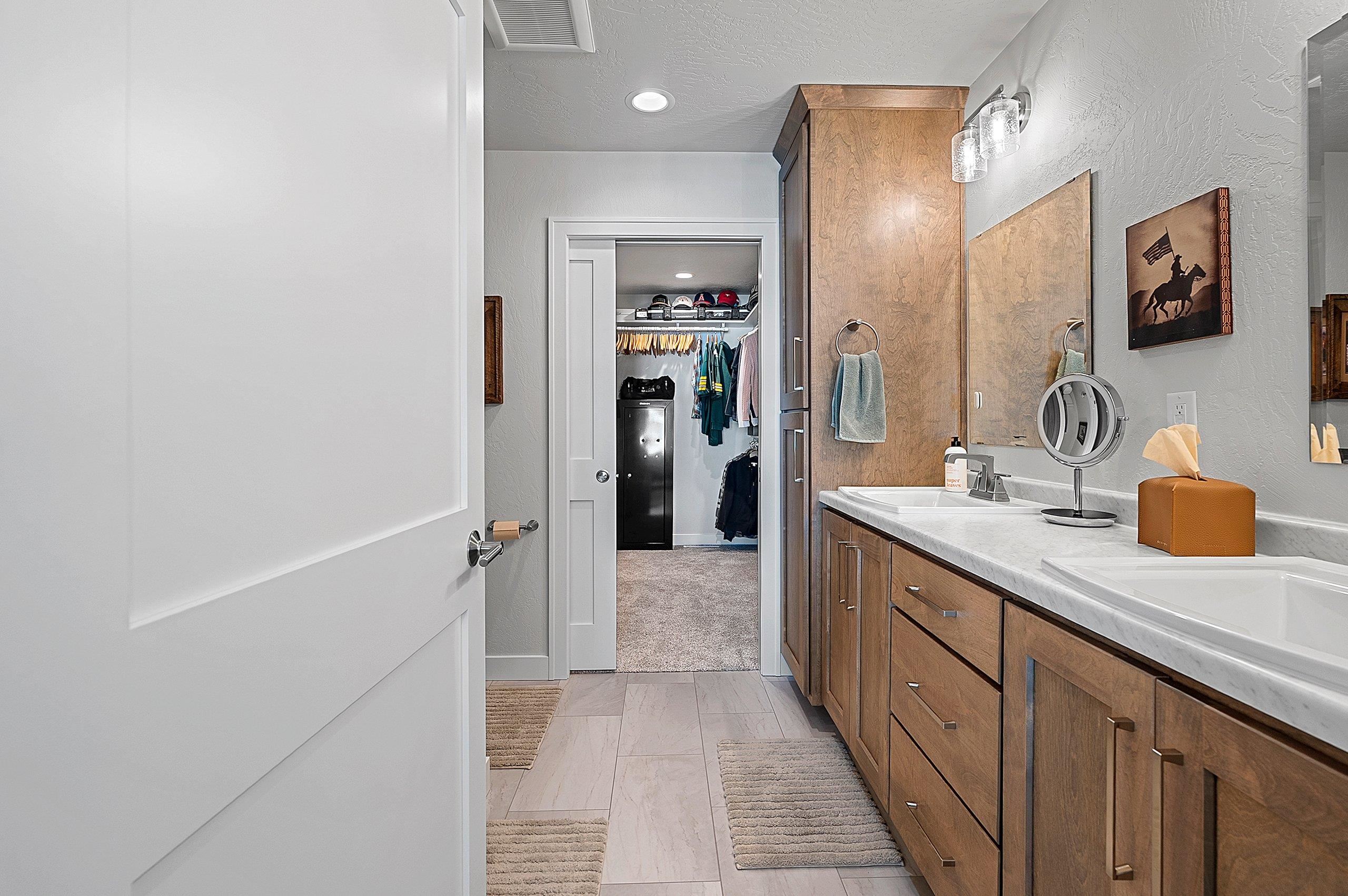 2555 Willow Road Green Bay, WI 54311 - Photo 26 of 60