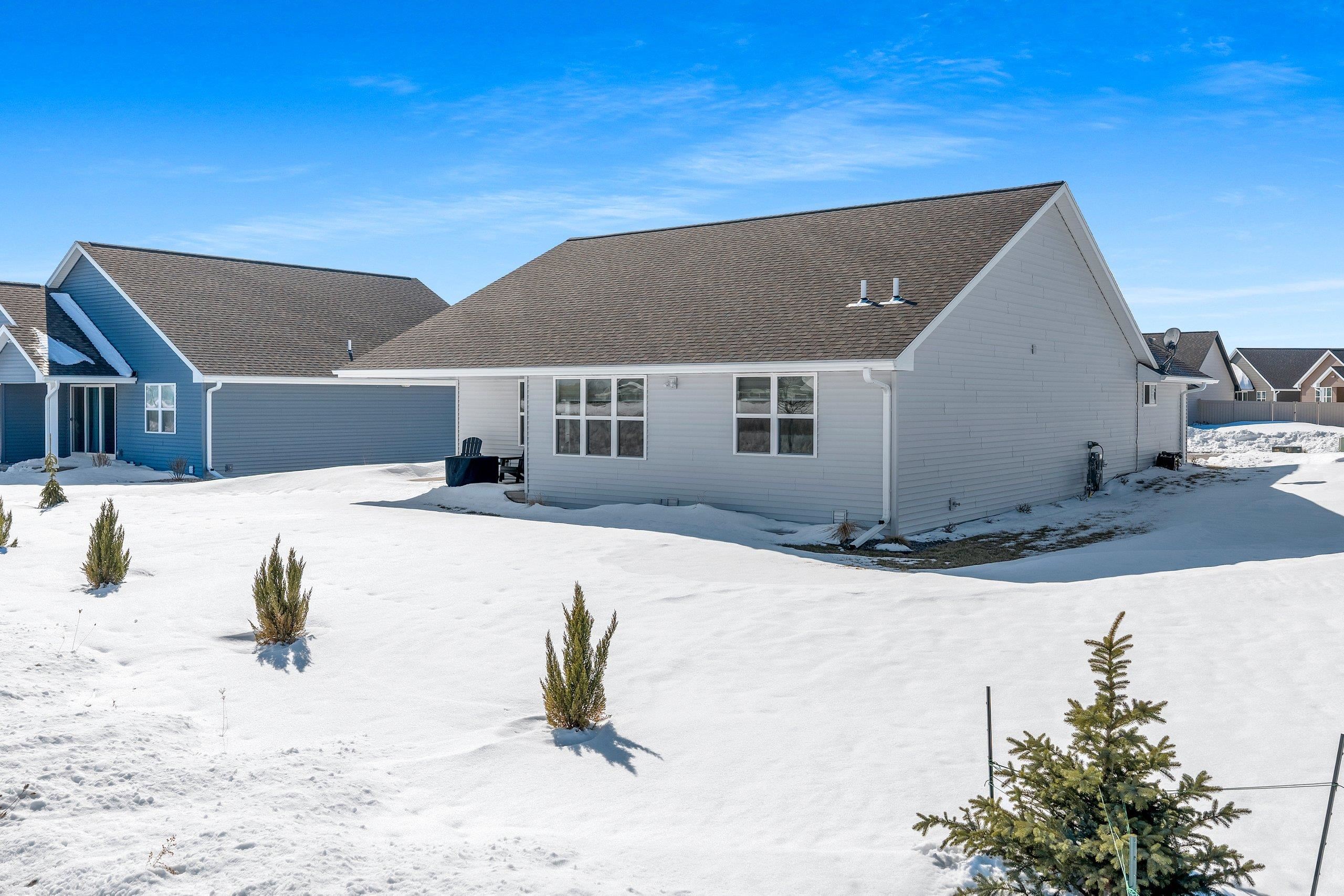 2555 Willow Road Green Bay, WI 54311 - Photo 48 of 60