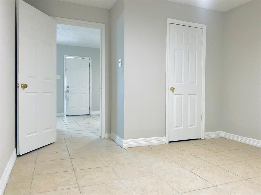 3406 Daphne Street, Unit 5 Houston, TX 77021 - Photo 6 of 11