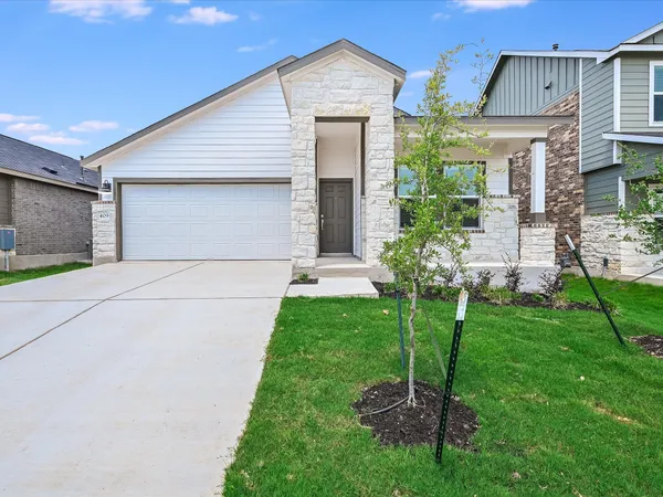 $2,200 | 409 Alamito Avenue, Kyle, TX 78640