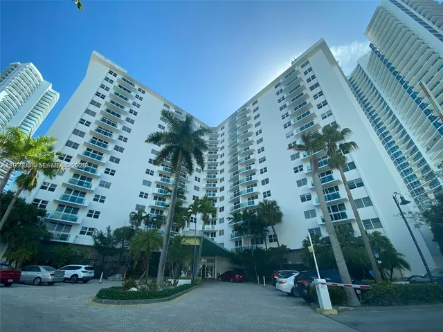 a view of a tall building