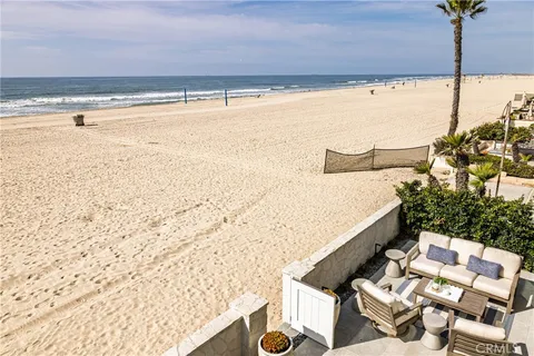 $15,595,000 | 6110 West Oceanfront, Newport Beach, CA 92663