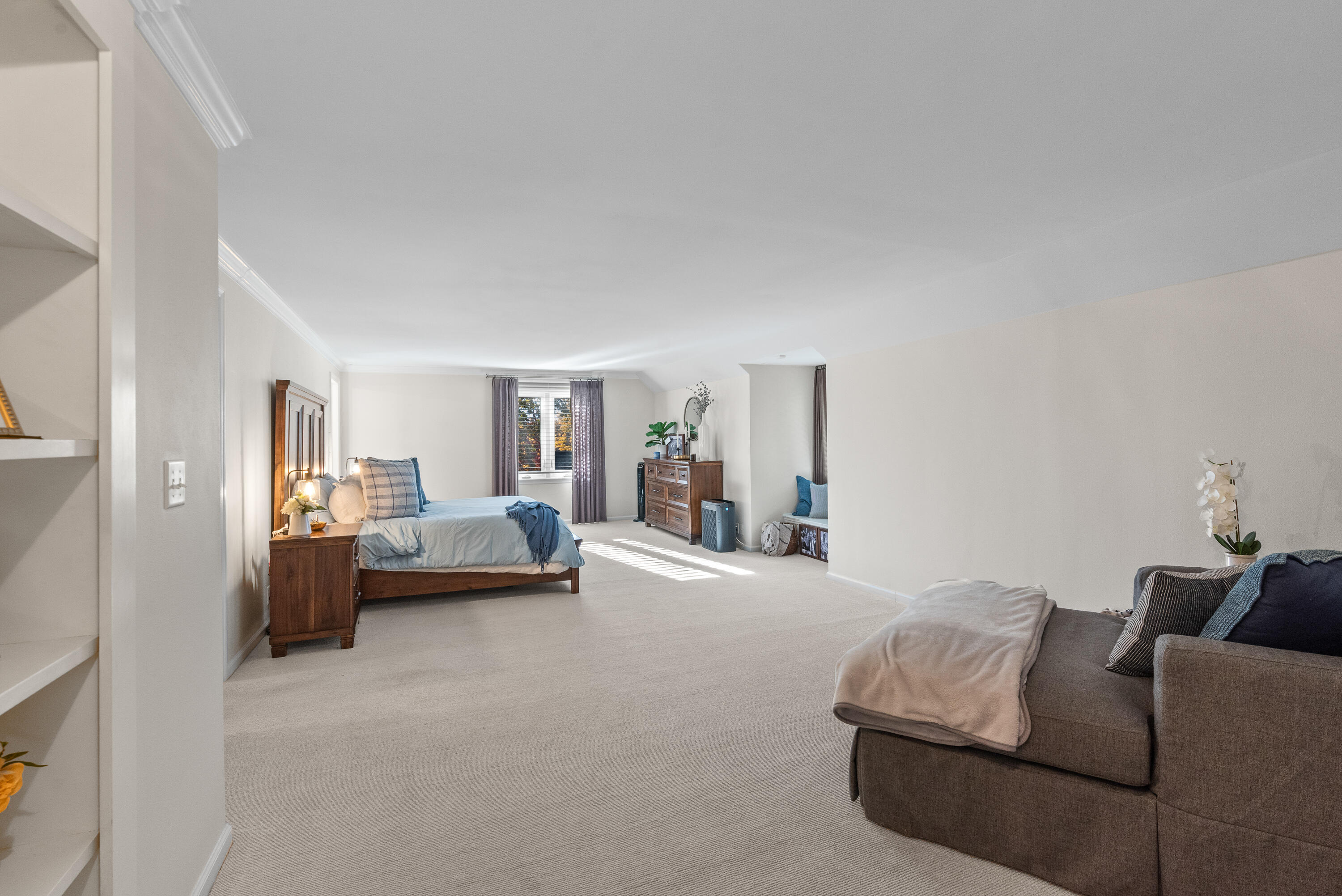14220 Hillside Road Elm Grove, WI 53122 - Photo 20 of 56 Master Bedroom
