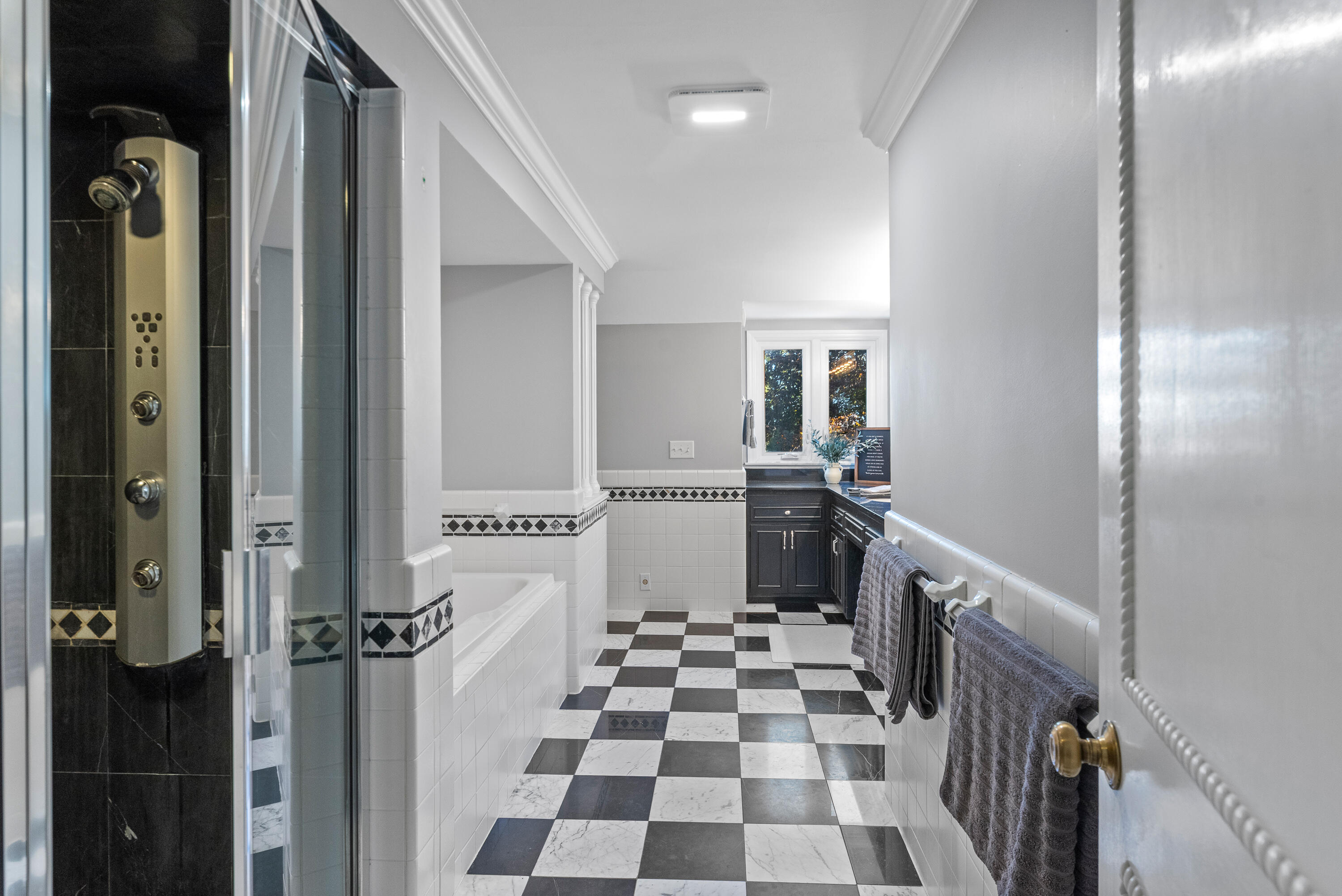 14220 Hillside Road Elm Grove, WI 53122 - Photo 22 of 56 Master Bathroom