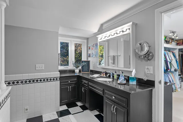 $1,695,000 | 14220 Hillside Road, Elm Grove, WI 53122