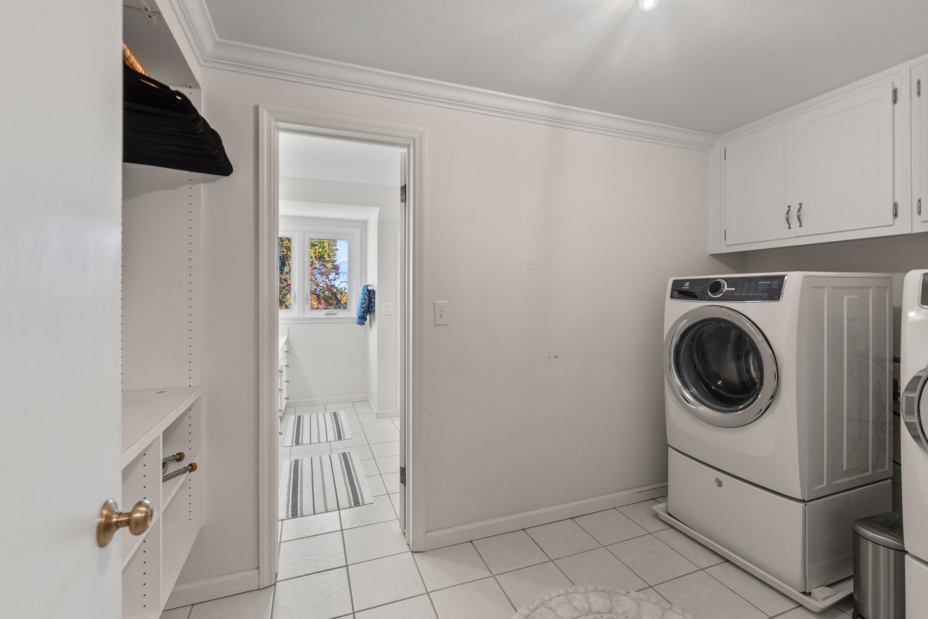 14220 Hillside Road Elm Grove, WI 53122 - Photo 34 of 56 Laundry Room