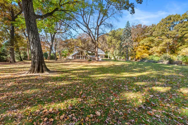 $1,695,000 | 14220 Hillside Road, Elm Grove, WI 53122