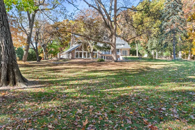 $1,695,000 | 14220 Hillside Road, Elm Grove, WI 53122