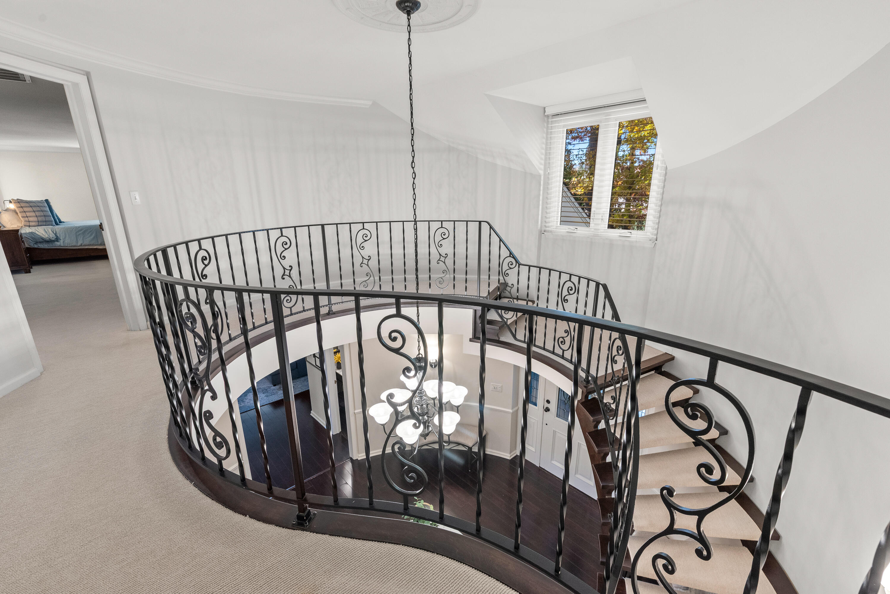 14220 Hillside Road Elm Grove, WI 53122 - Photo 6 of 56 Foyer