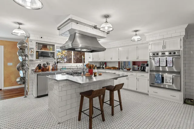 $1,695,000 | 14220 Hillside Road, Elm Grove, WI 53122