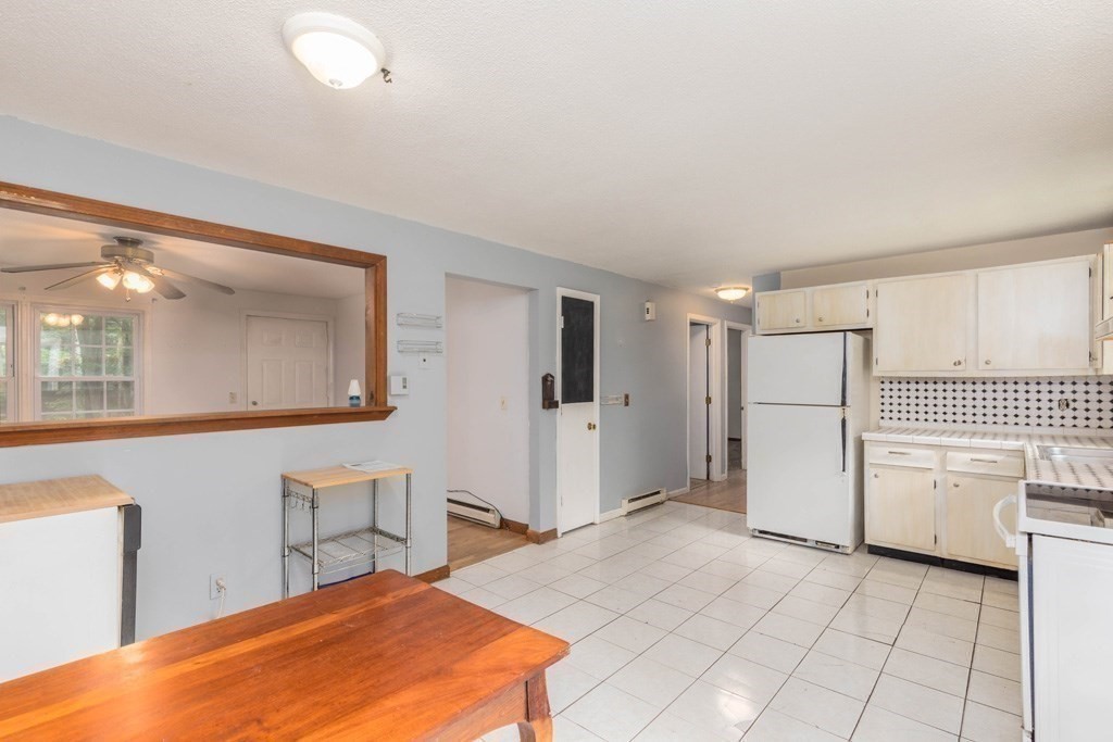 748 Clark Street Gardner, MA 01440 - Photo 4 of 14