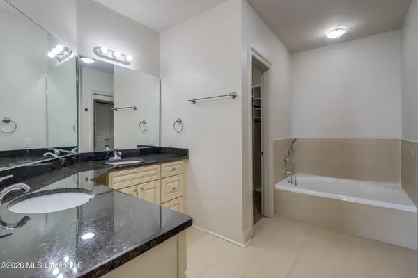 $249,000 | 630 Bay Cove Drive, Unit 203, Biloxi, MS 39532