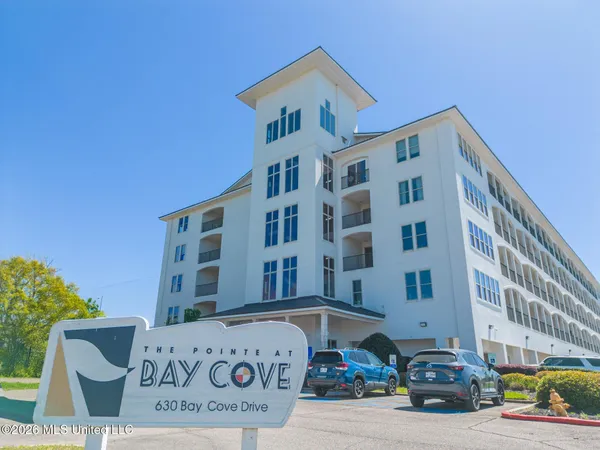 $249,000 | 630 Bay Cove Drive, Unit 203, Biloxi, MS 39532