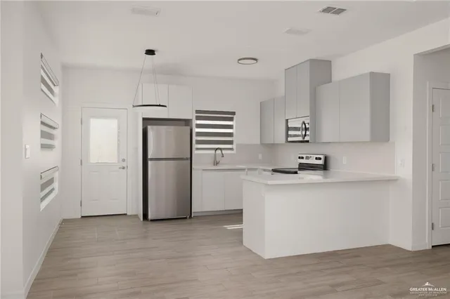 $1,200 | 312 East Campeche Street, Unit 4, Mission, TX 78573