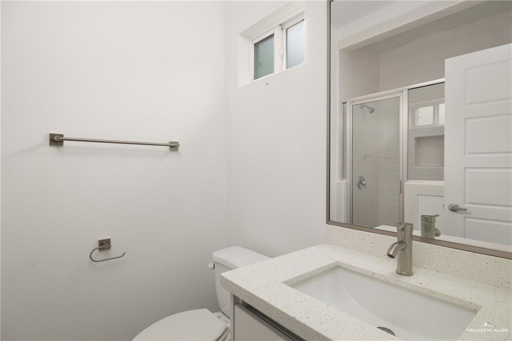 312 East Campeche Street, Unit 4 Mission, TX 78573 - Photo 6 of 10