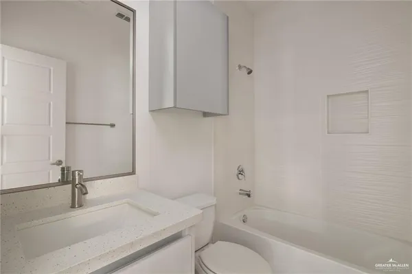 $1,165 | 312 East Campeche Street, Unit 4, Mission, TX 78573