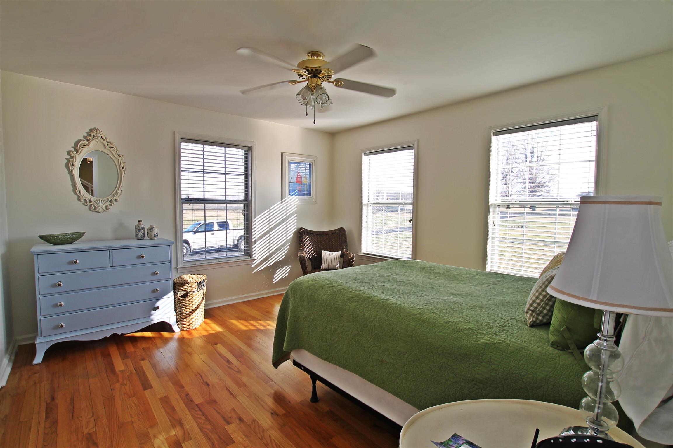 6938 Hall Road Greenbrier, TN 37073 - Photo 11 of 30 a living room with furniture and a window