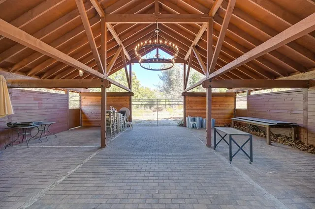 $1,000,000 | 5205 Rooster Lane, Somerset, CA 95684