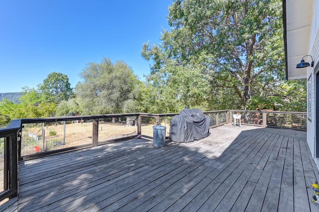 5205 Rooster Lane Somerset, CA 95684 - Photo 31 of 98