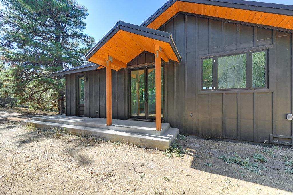 5205 Rooster Lane Somerset, CA 95684 - Photo 6 of 98