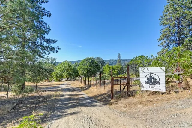 $985,000 | 5205 Rooster Lane, Somerset, CA 95684