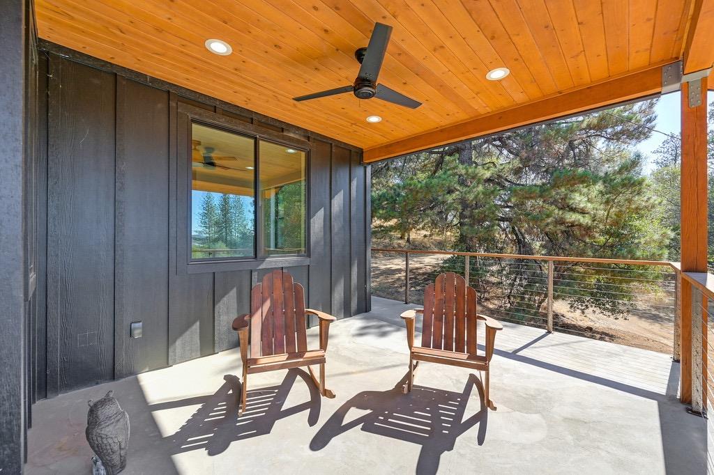 5205 Rooster Lane Somerset, CA 95684 - Photo 9 of 98