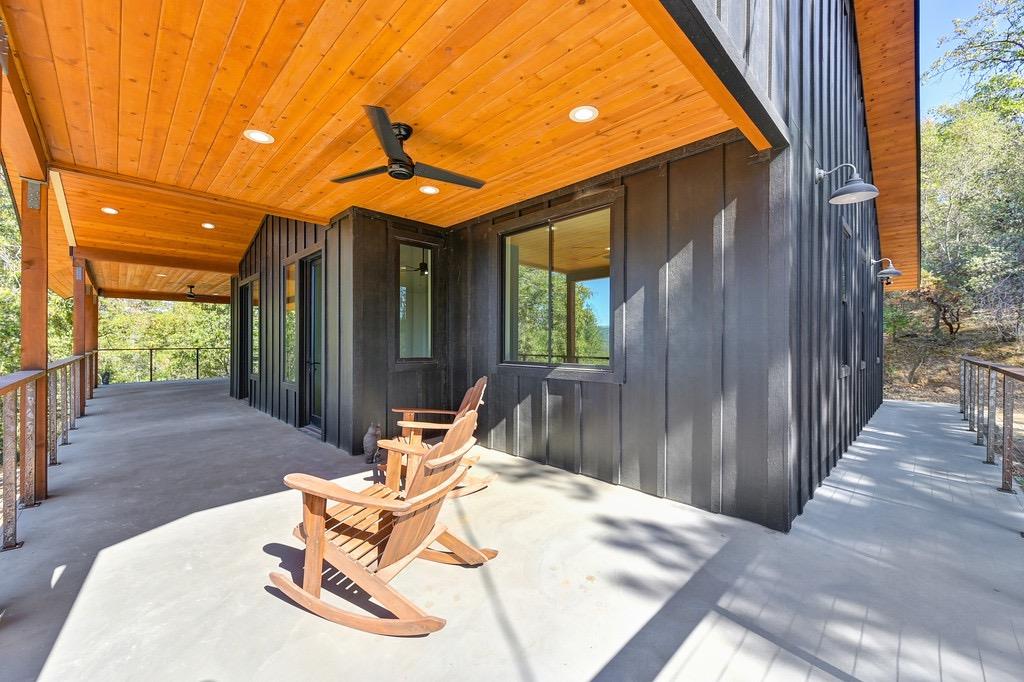 5205 Rooster Lane Somerset, CA 95684 - Photo 10 of 98