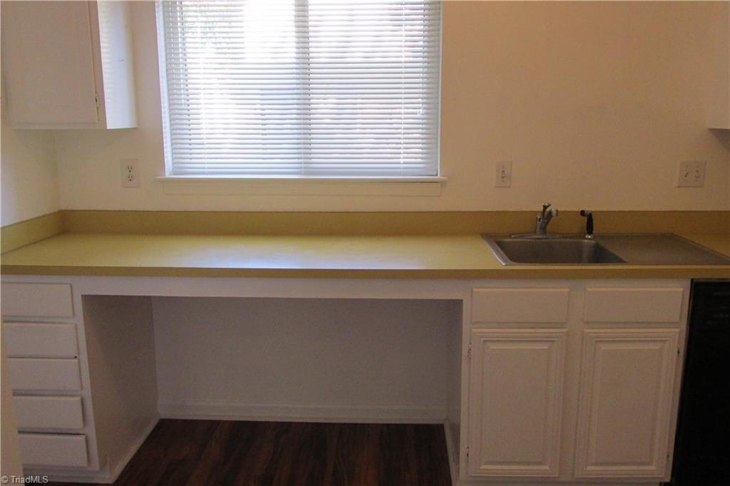 4840 Tower Road, Unit B Greensboro, NC 27410 - Photo 10 of 19 Gallery Image 10