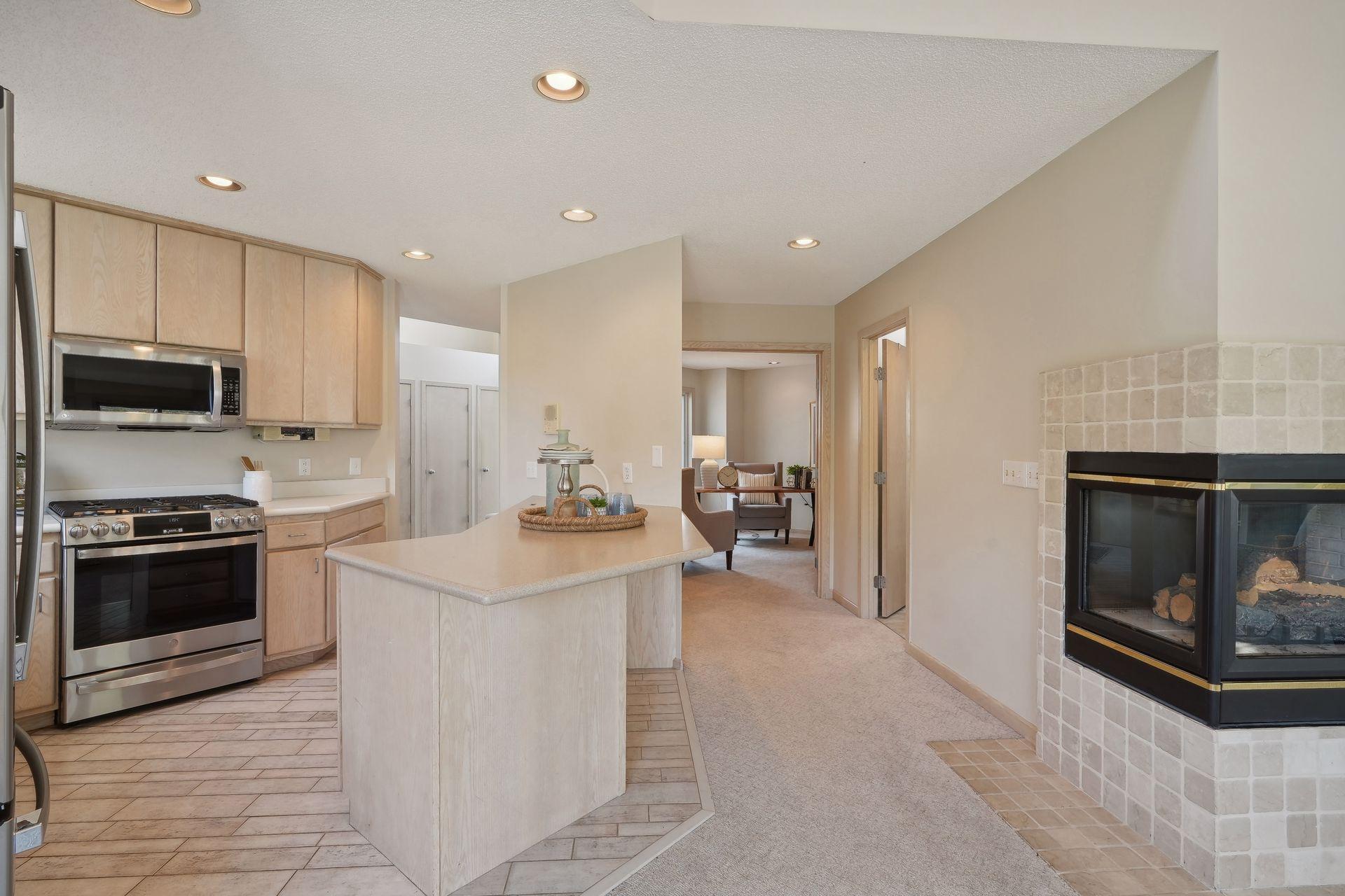 1895 County Rd F East White Bear Lake, MN 55110 - Photo 5 of 50