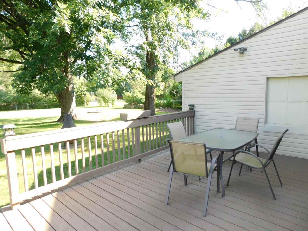 11077 North Pearson Road Utica, MI 48315 - Photo 20 of 22 Deck overlooking yard