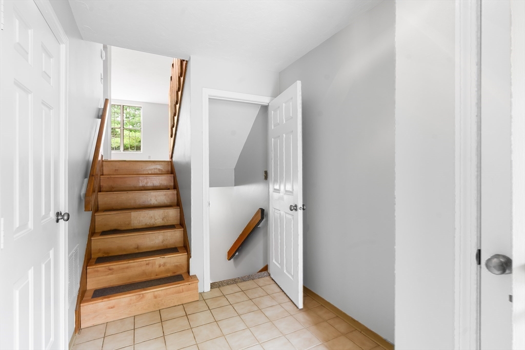 200 Ridgefield Circle, Unit C Clinton, MA 01510 - Photo 16 of 35
