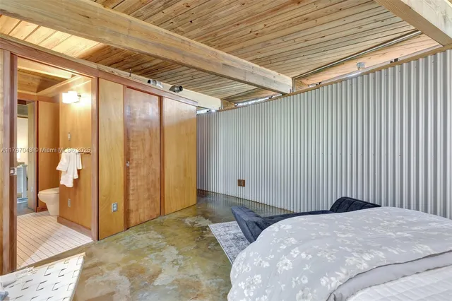 $1,300,000 | 2410 Southwest 29th Way, Fort Lauderdale, FL 33312