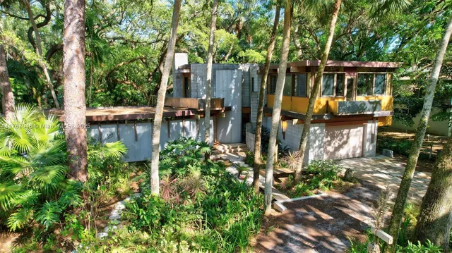 $1,300,000 | 2410 Southwest 29th Way, Fort Lauderdale, FL 33312