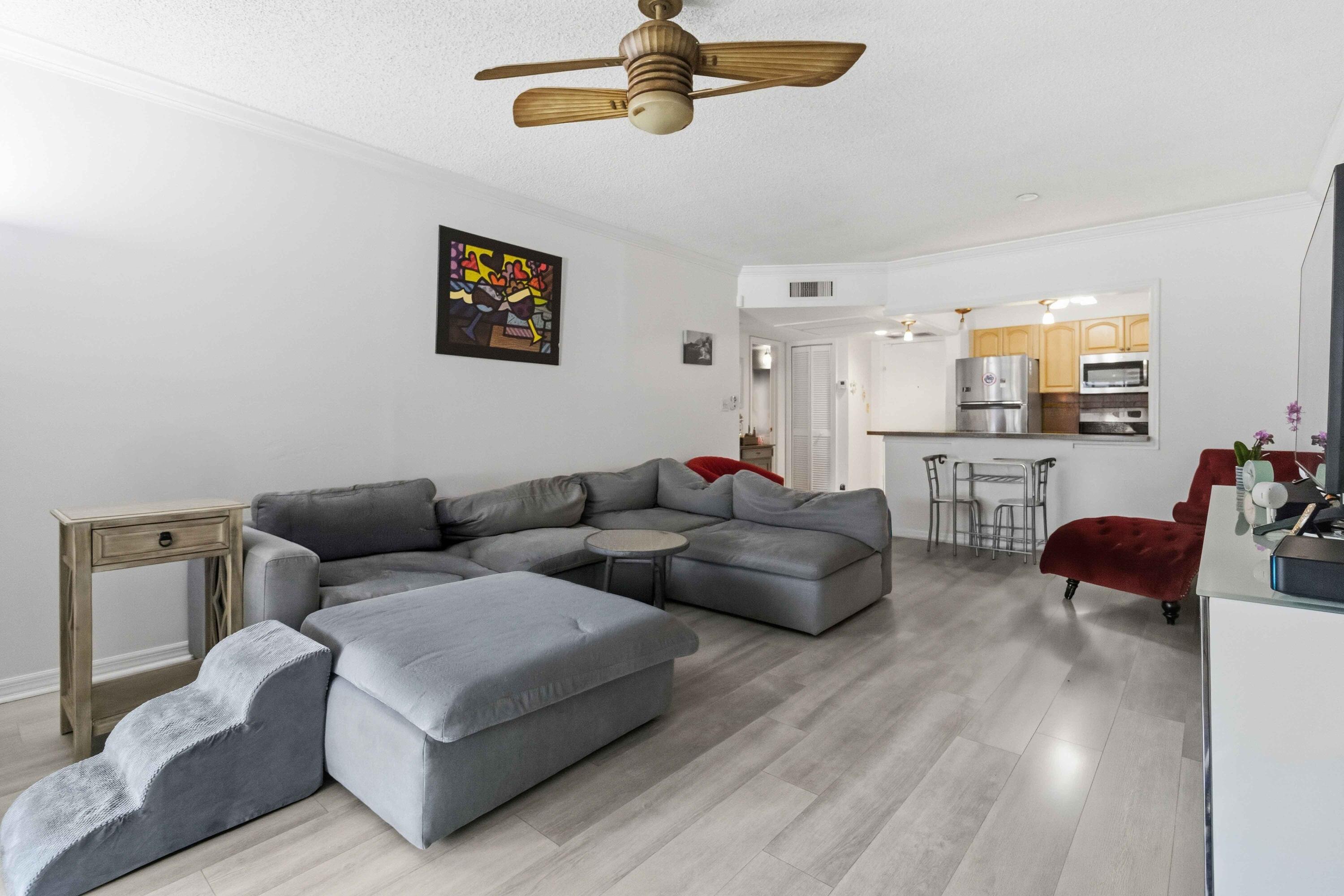 259 South Cypress Road, Unit 506 Pompano Beach, FL 33060 - Photo 8 of 33 009.1
