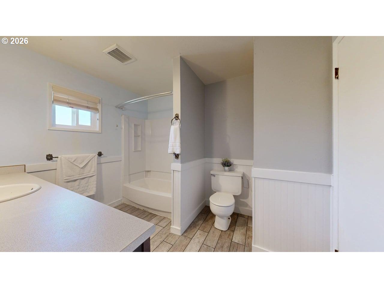 1214 Ransom Avenue Brookings, OR 97415 - Photo 13 of 33 Bathroom