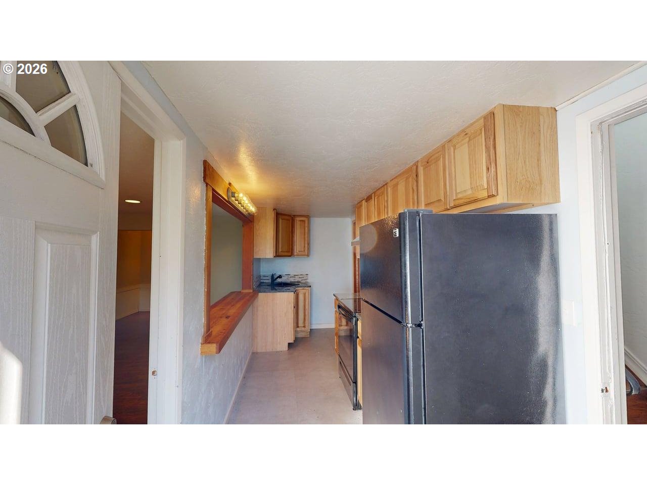 1214 Ransom Avenue Brookings, OR 97415 - Photo 17 of 33 Guest Quarters