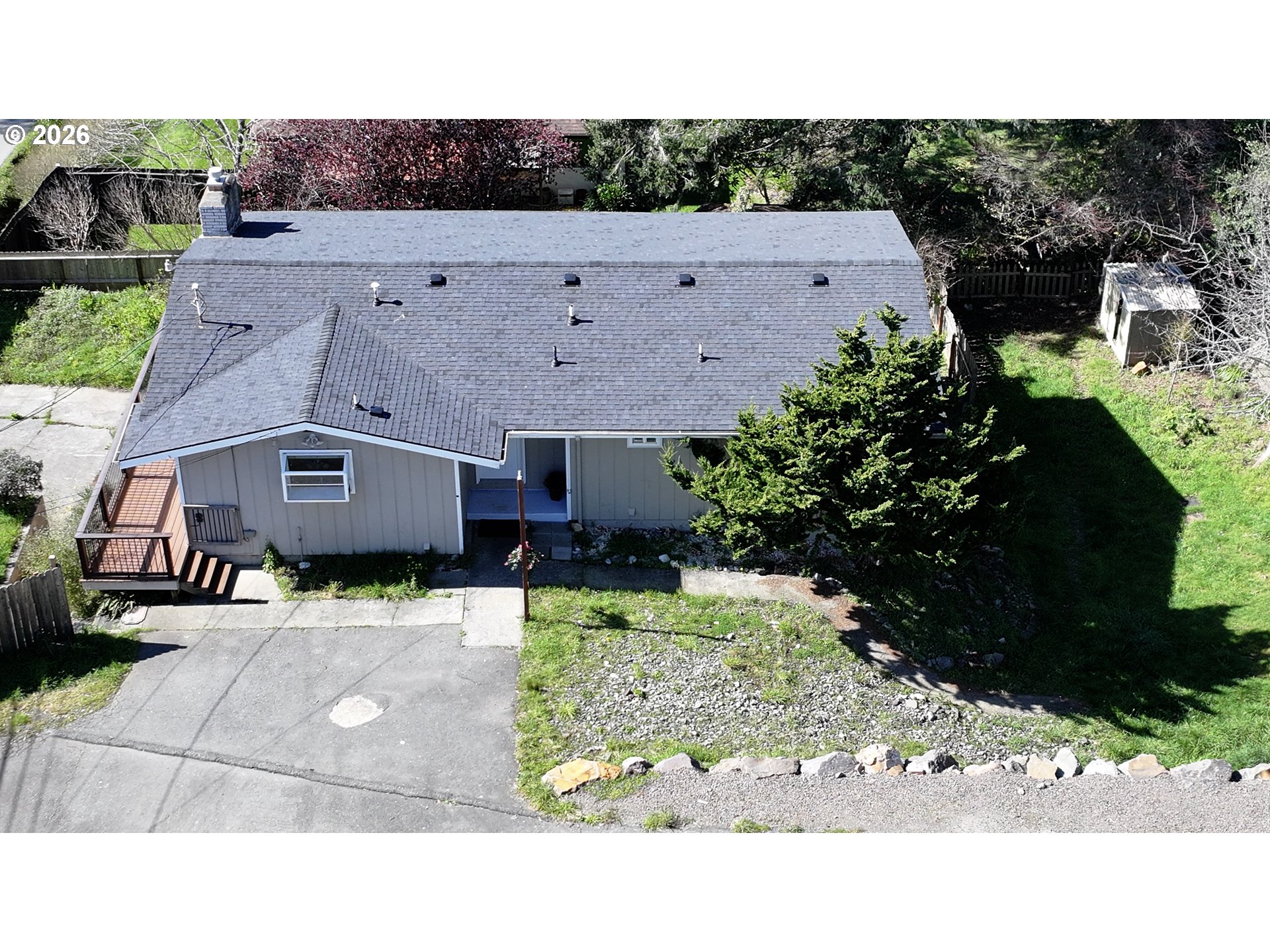 1214 Ransom Avenue Brookings, OR 97415 - Photo 2 of 33 Parking