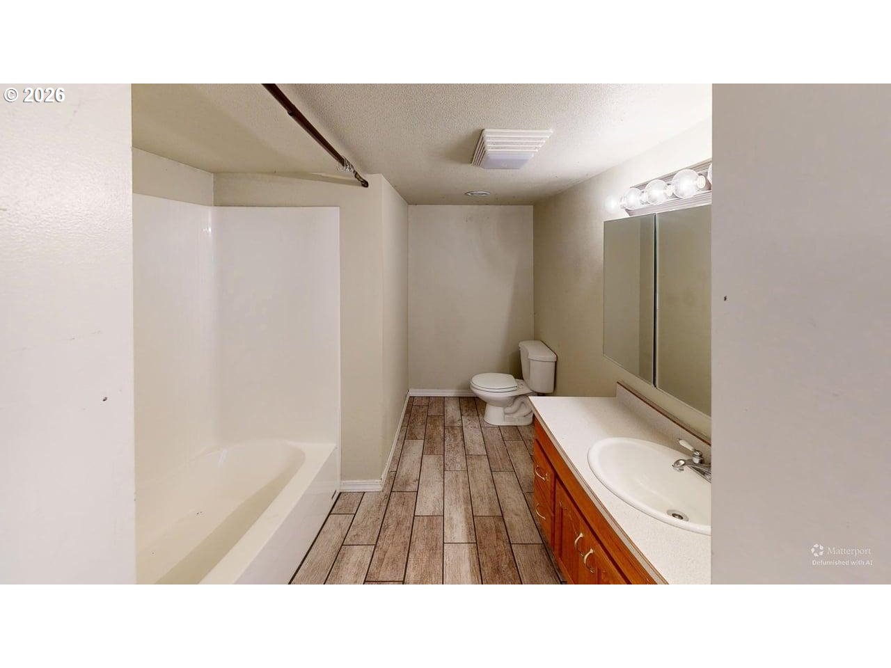 1214 Ransom Avenue Brookings, OR 97415 - Photo 22 of 33 Bathroom
