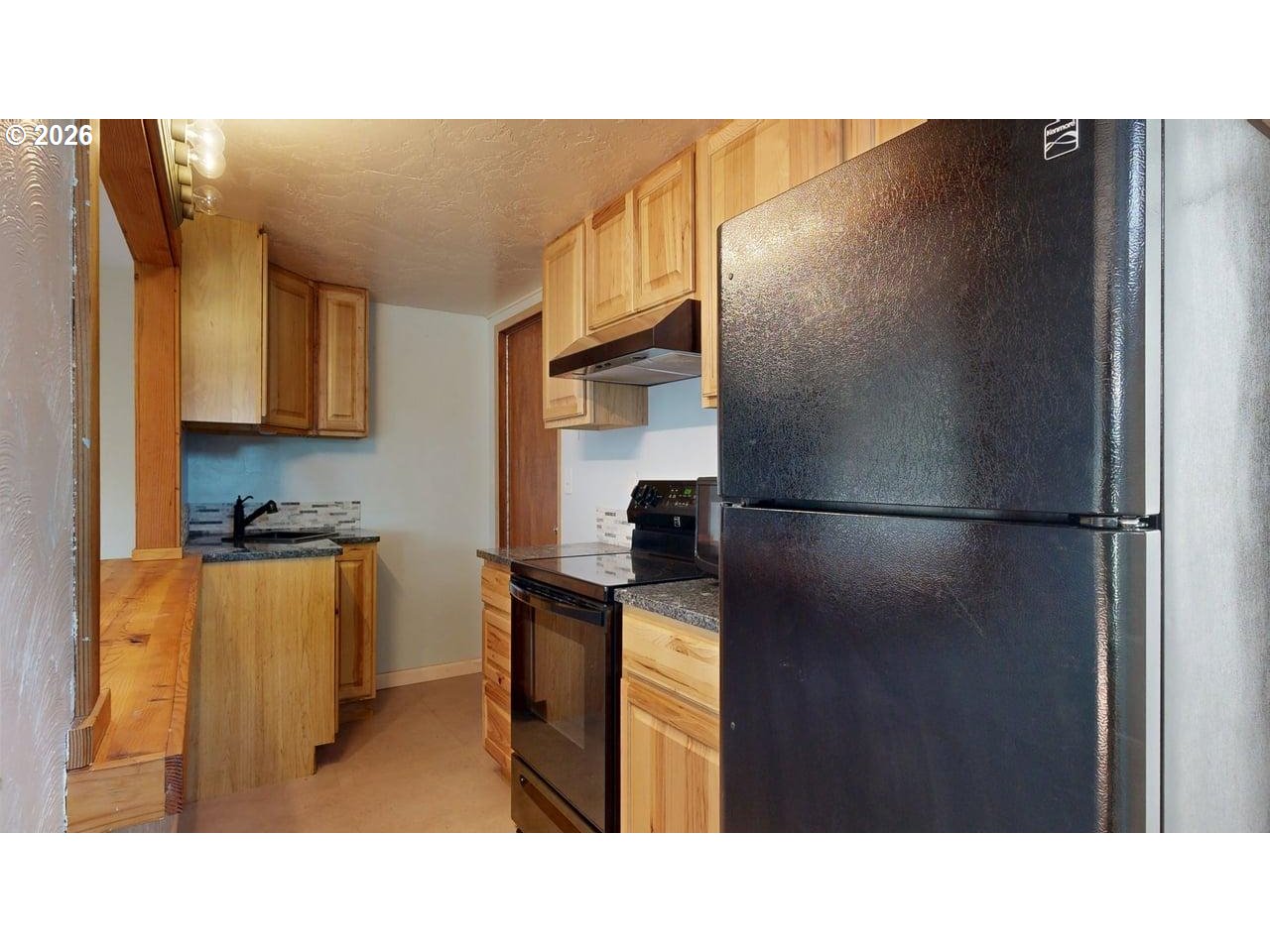 1214 Ransom Avenue Brookings, OR 97415 - Photo 26 of 33 Guest Quarters