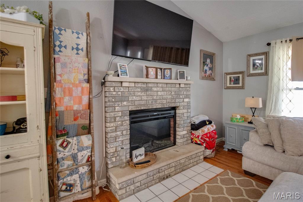 310 South Clinton Street Bunker Hill, IL 62014 - Photo 12 of 51