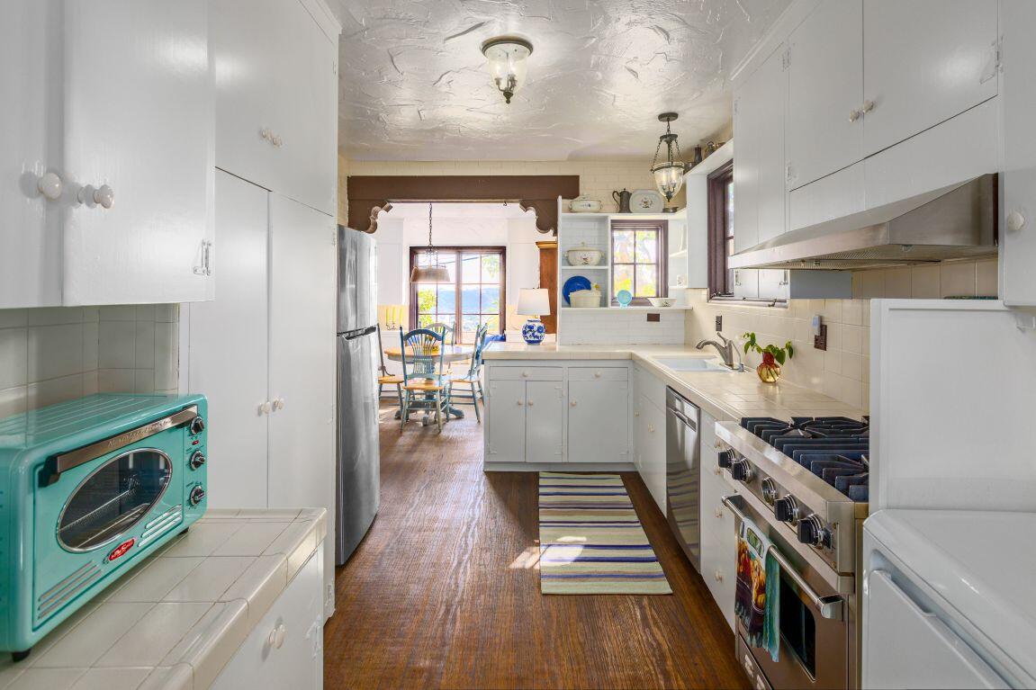 1600 Oramas Road Santa Barbara, CA 93103 - Photo 13 of 42 Kitchen