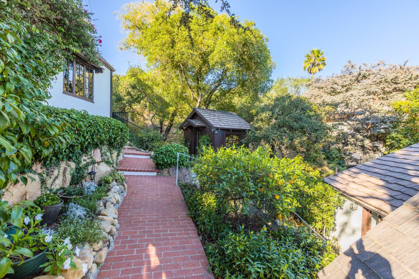 1600 Oramas Road Santa Barbara, CA 93103 - Photo 31 of 42 Walkway to Guest Quarters