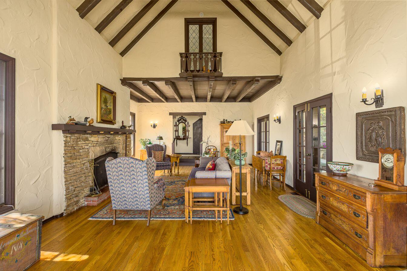 1600 Oramas Road Santa Barbara, CA 93103 - Photo 9 of 42 Living Room with Juliet Balcony